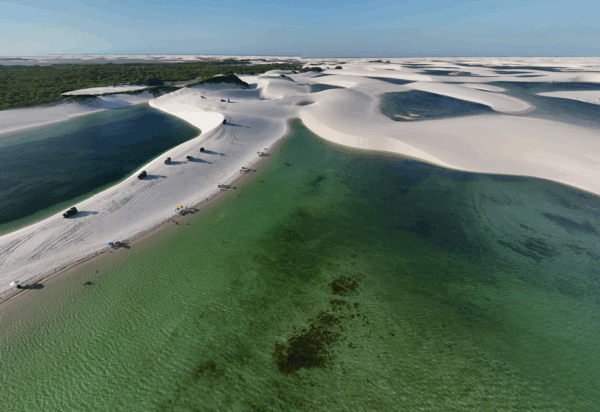 Vista aerea del Parque nacional de los Lençóis Maranhenses