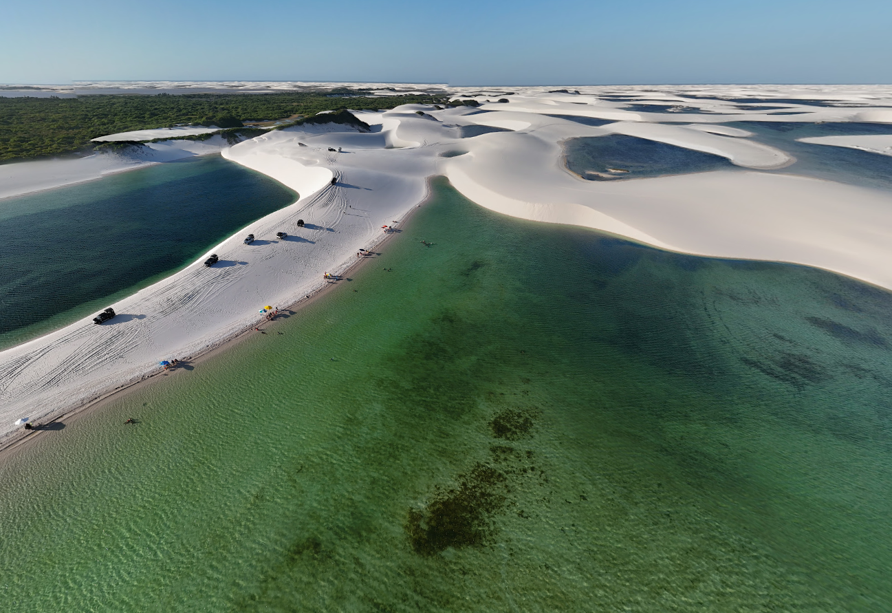 Vista aerea del Parque nacional de los Lençóis Maranhenses