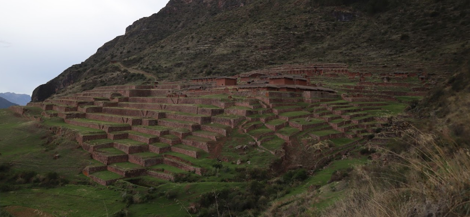 Ruinas Huchuy Qosqo